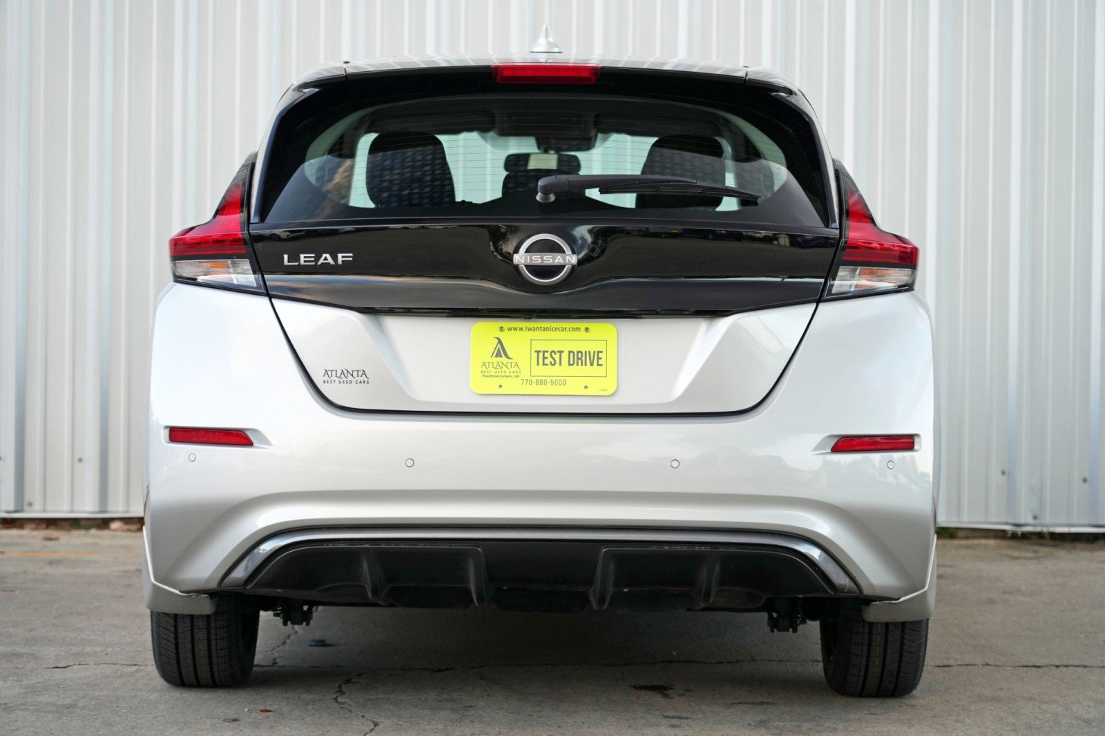 Used 2025 Nissan Leaf S image 10