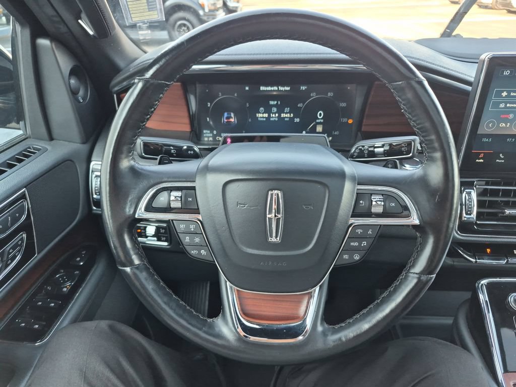Used 2023 Lincoln Navigator Reserve AWD/4WD image 29
