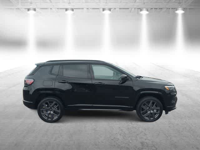 New 2025 Jeep Compass Limited w/ High Altitude Package image 9