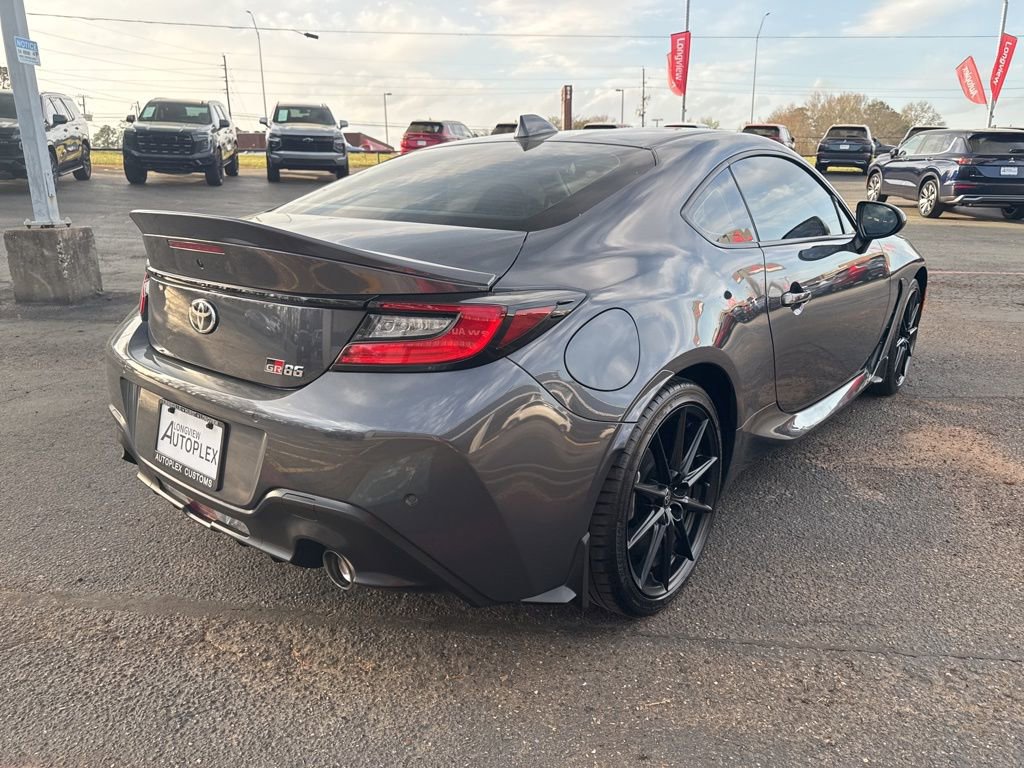 Used 2025 Toyota GR86 Premium image 6