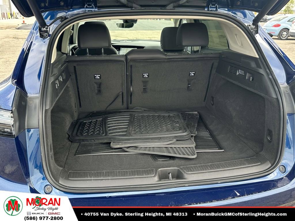 Used 2023 Buick Envision Avenir AWD/4WD image 12