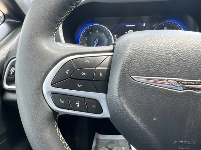 Used 2025 Chrysler Pacifica Select FWD image 24