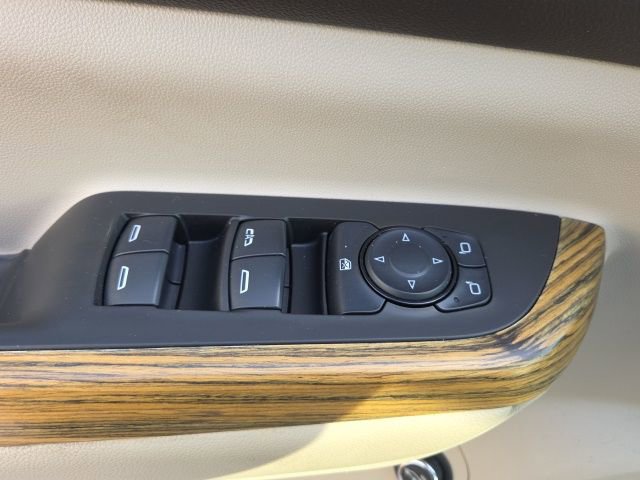 Used 2017 GMC Acadia Denali w/ Technology Package image 24