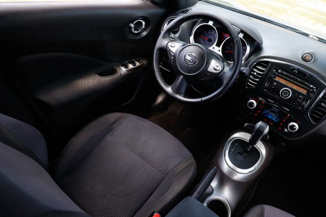 Used 2013 Nissan Juke SV FWD image 20