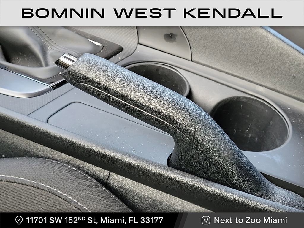 Used 2025 Hyundai Elantra Sport image 20