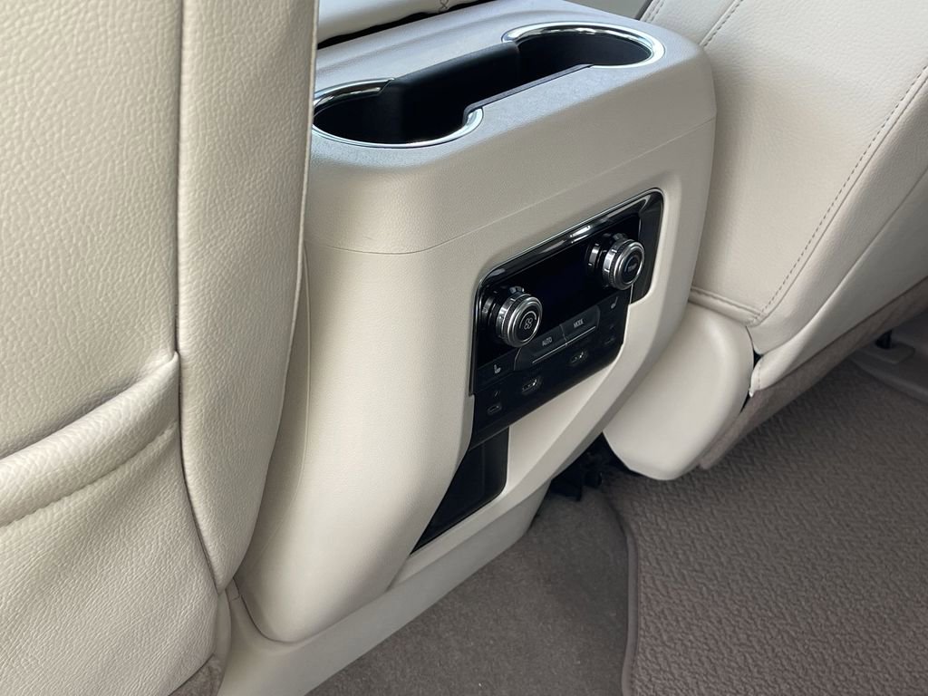New 2026 GMC Yukon Denali w/ Denali Reserve Package image 22