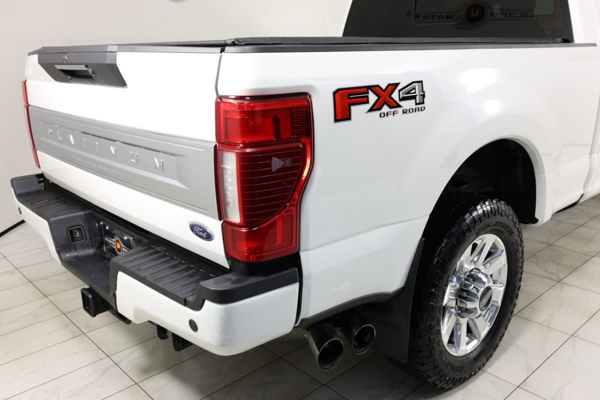Used 2020 Ford F350 Platinum w/ FX4 Off-Road Package image 44