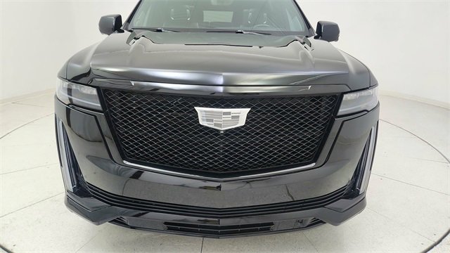 Used 2023 Cadillac Escalade ESV Sport Platinum w/ LPO, ONYX Package image 9