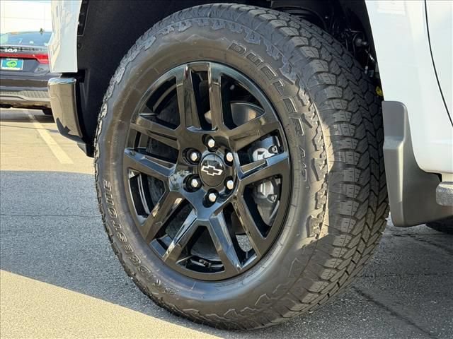 Certified 2026 Chevrolet Silverado 1500 LT Trail Boss AWD/4WD image 23