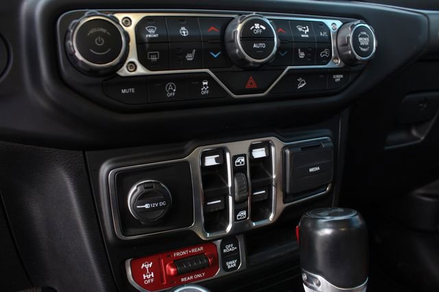 Used 2021 Jeep Wrangler Unlimited Rubicon w/ Dual Top Group image 25