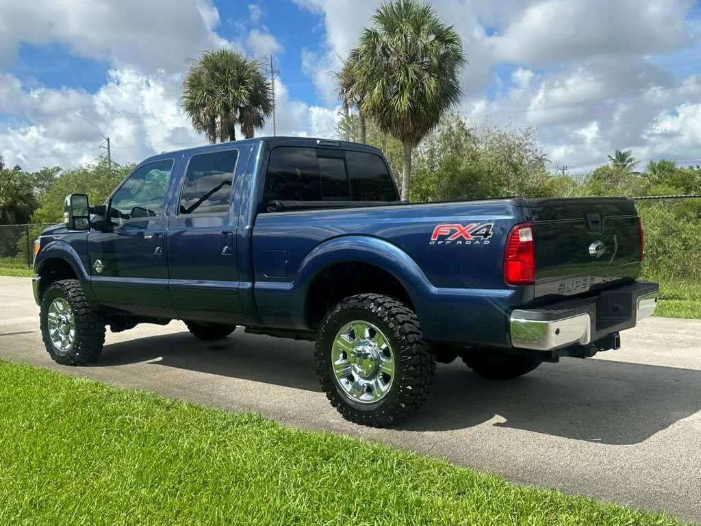 Used 2016 Ford F250 Lariat w/ Lariat Ultimate Package AWD/4WD image 7
