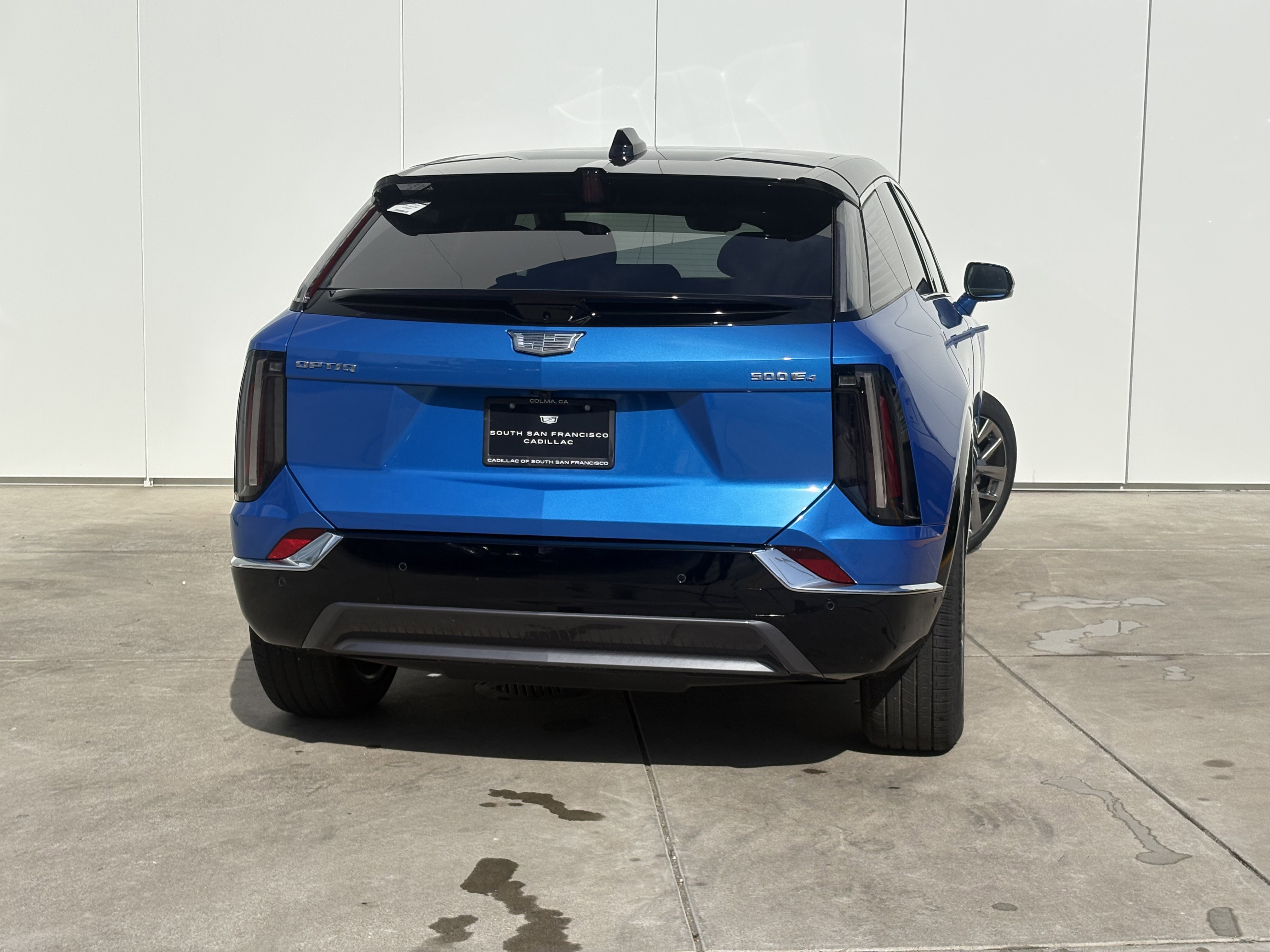 New 2025 Cadillac Optiq Luxury 1 image 6