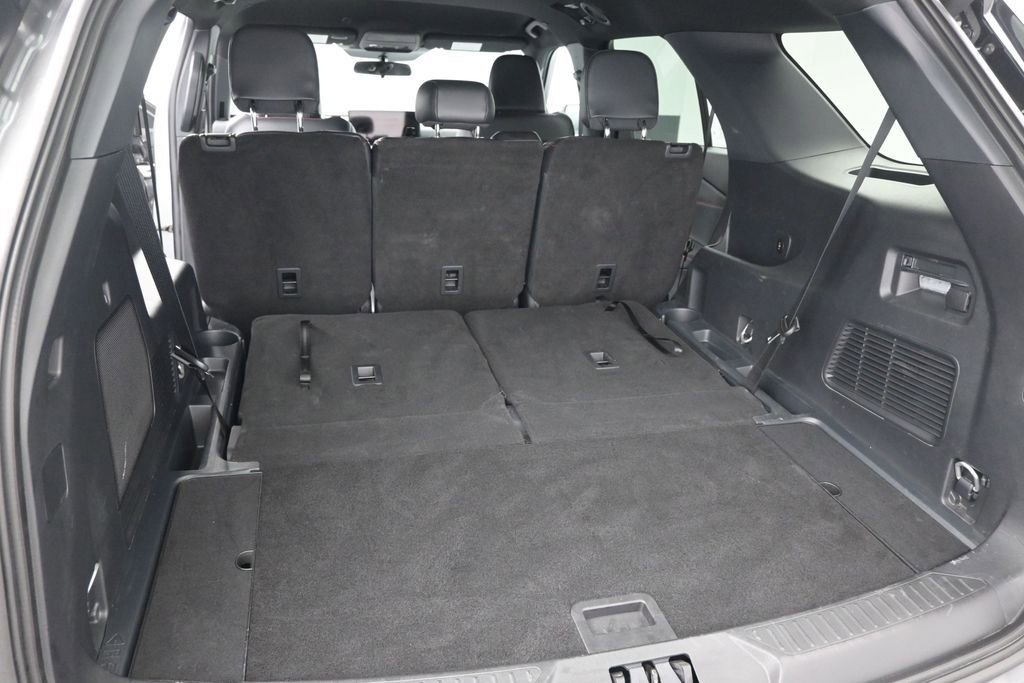 Used 2025 Ford Explorer ST-Line RWD image 10