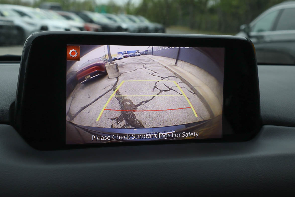 Used 2018 MAZDA CX-5 Touring image 12