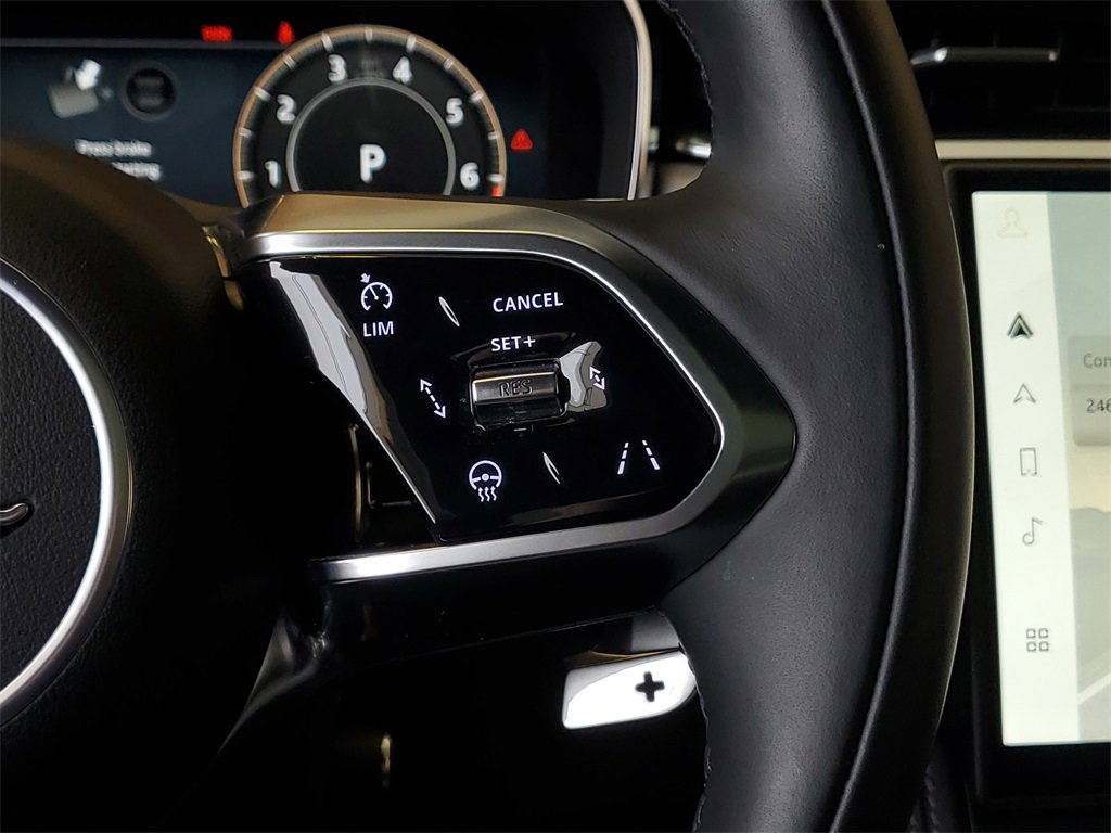 Used 2025 Jaguar F-PACE R-Dynamic S image 18