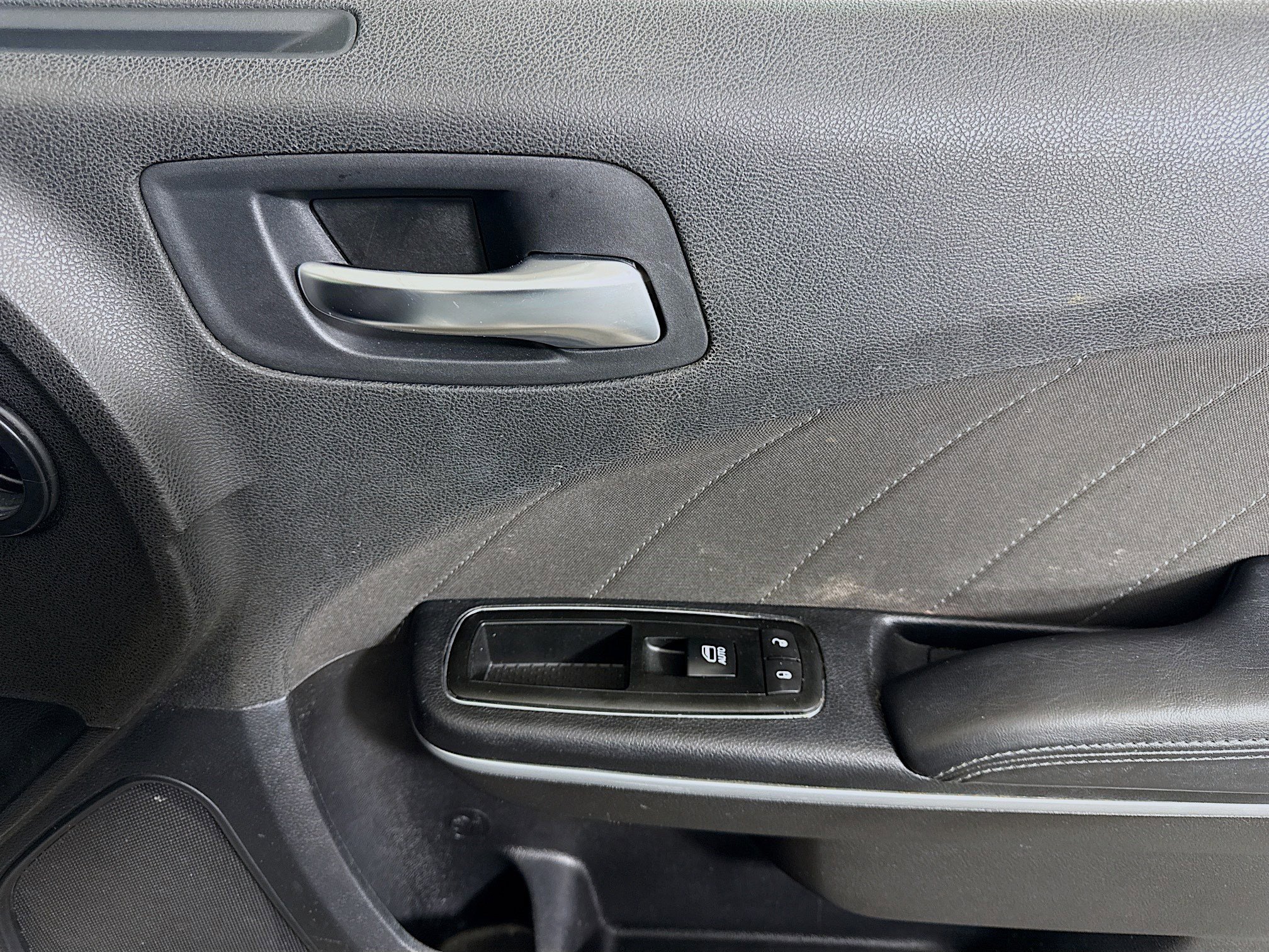 Used 2022 Dodge Charger SXT image 31