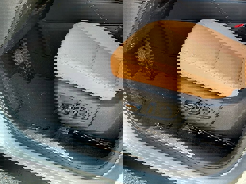 Used 2023 Lexus RX 350 Premium w/ Accessory Package (Z1) image 24