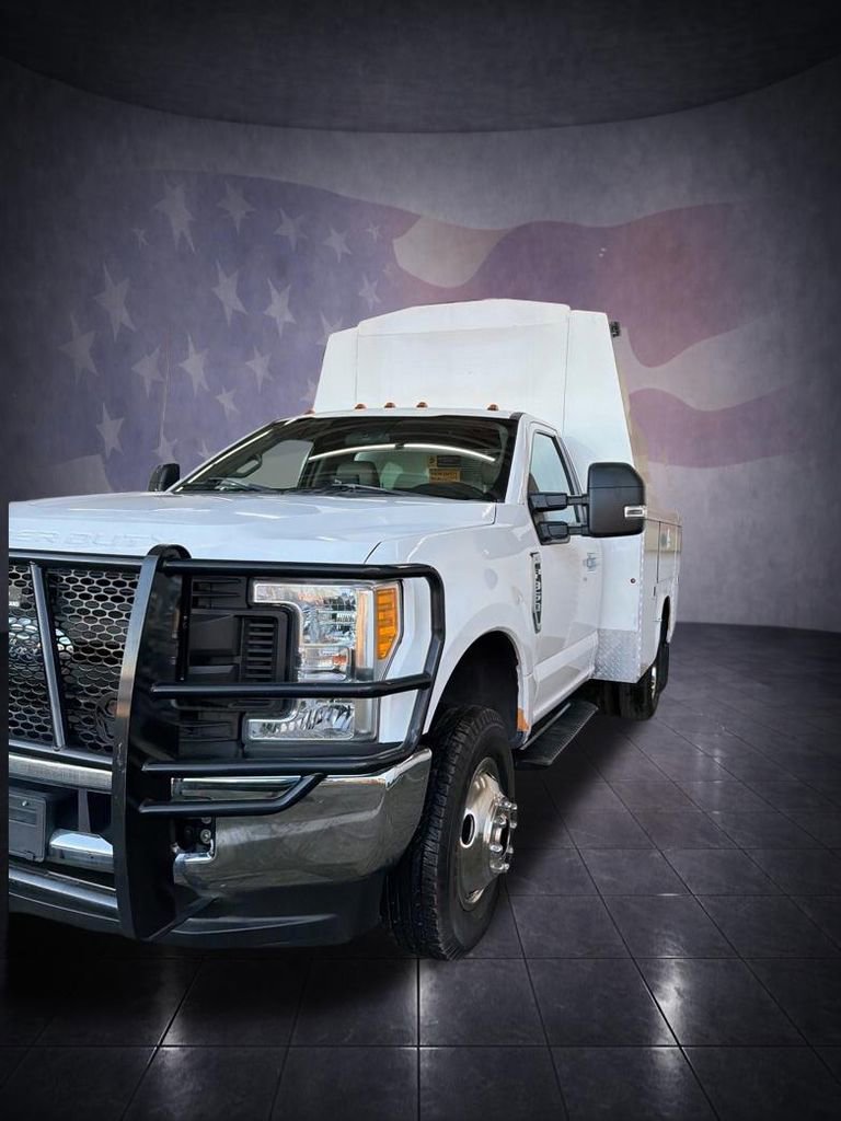 Used 2017 Ford F350 XL w/ Power Equipment Group AWD/4WD image 7