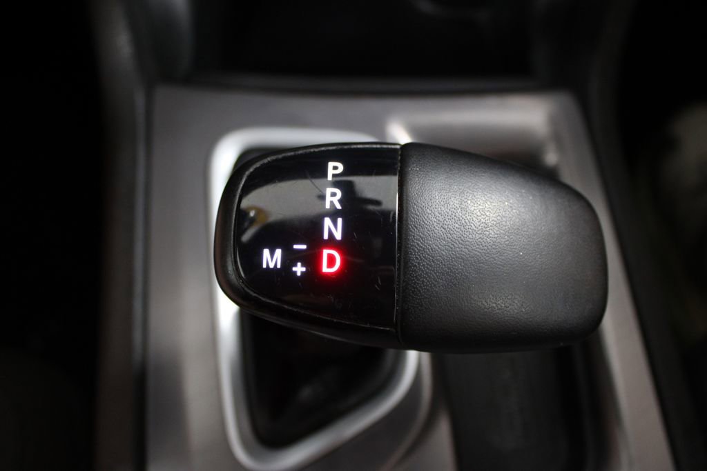 Used 2022 Dodge Charger SXT RWD image 39