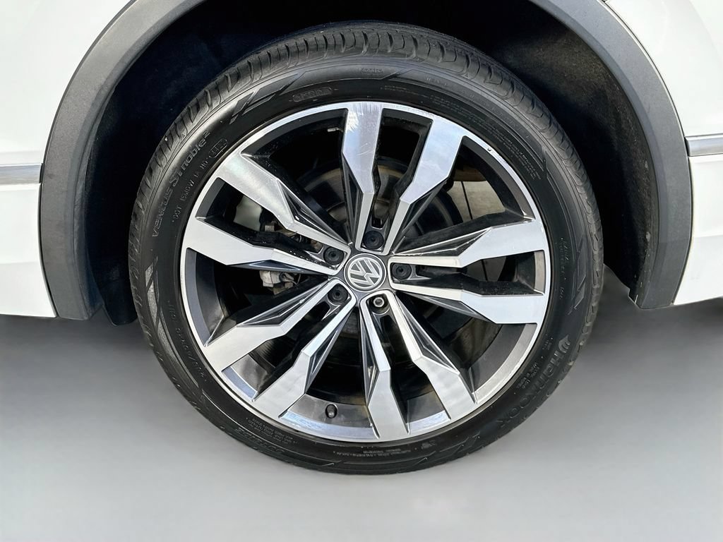 Used 2020 Volkswagen Tiguan SEL Premium R-Line AWD/4WD image 35