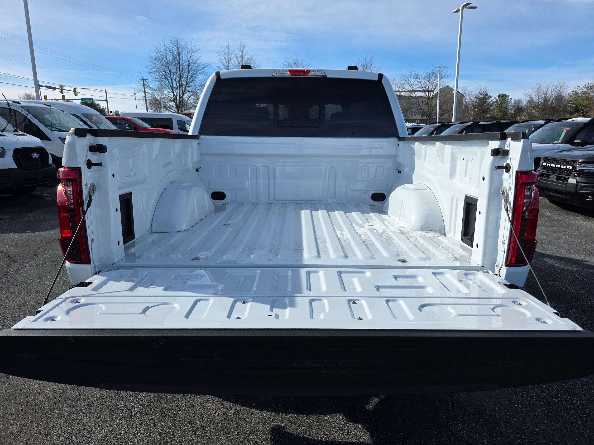 New 2026 Ford F150 XLT w/ Equipment Group 302A MID image 9