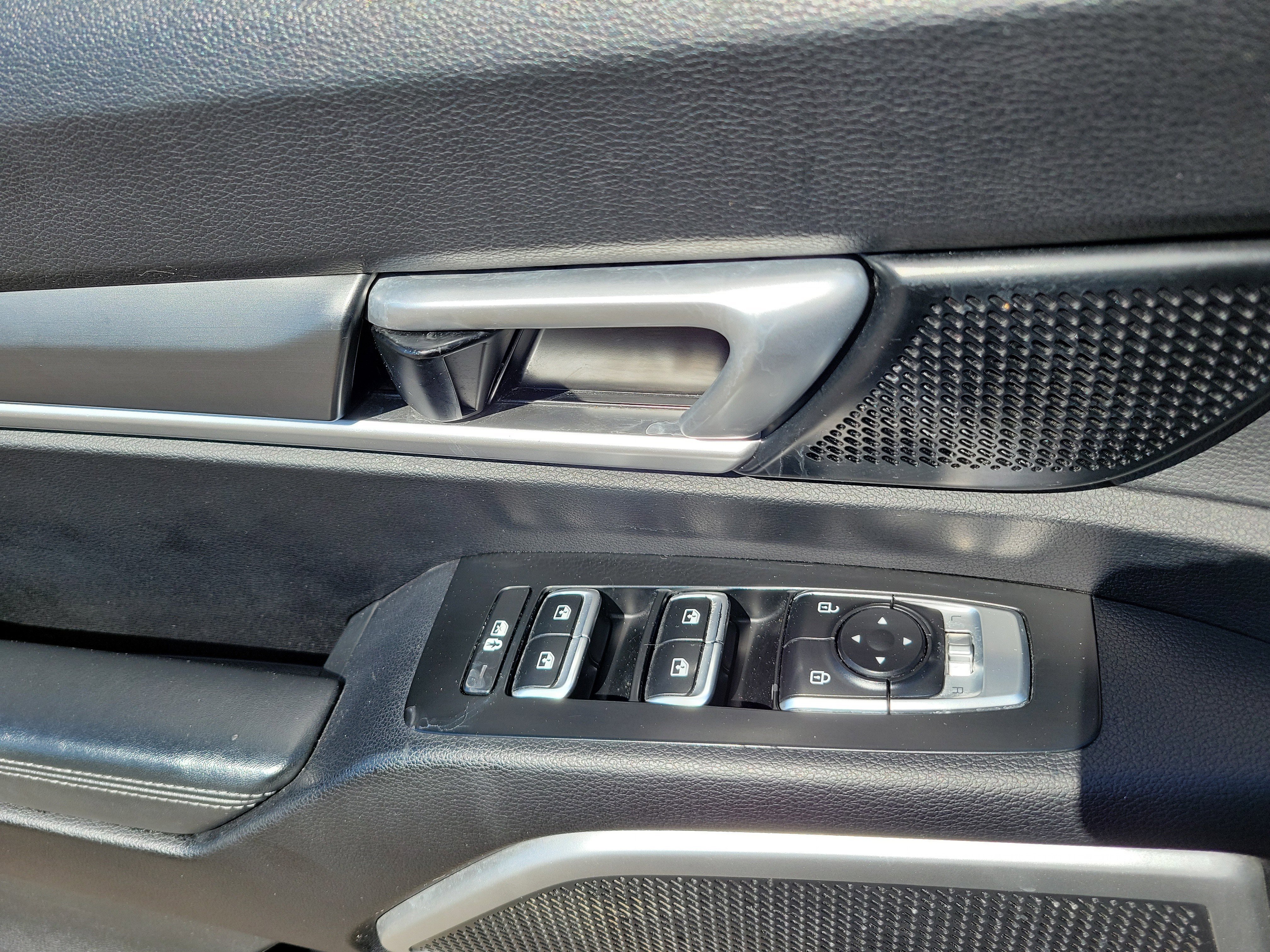 Used 2020 Kia Telluride S w/ S 8 Passenger Seating Package image 21