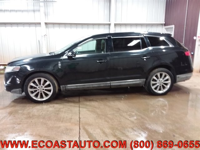 Used 2010 Lincoln MKT AWD image 6