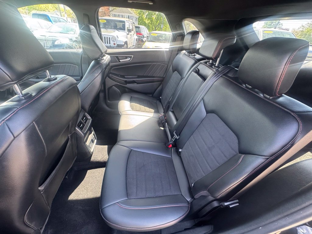Used 2022 Ford Edge ST-Line AWD/4WD image 25