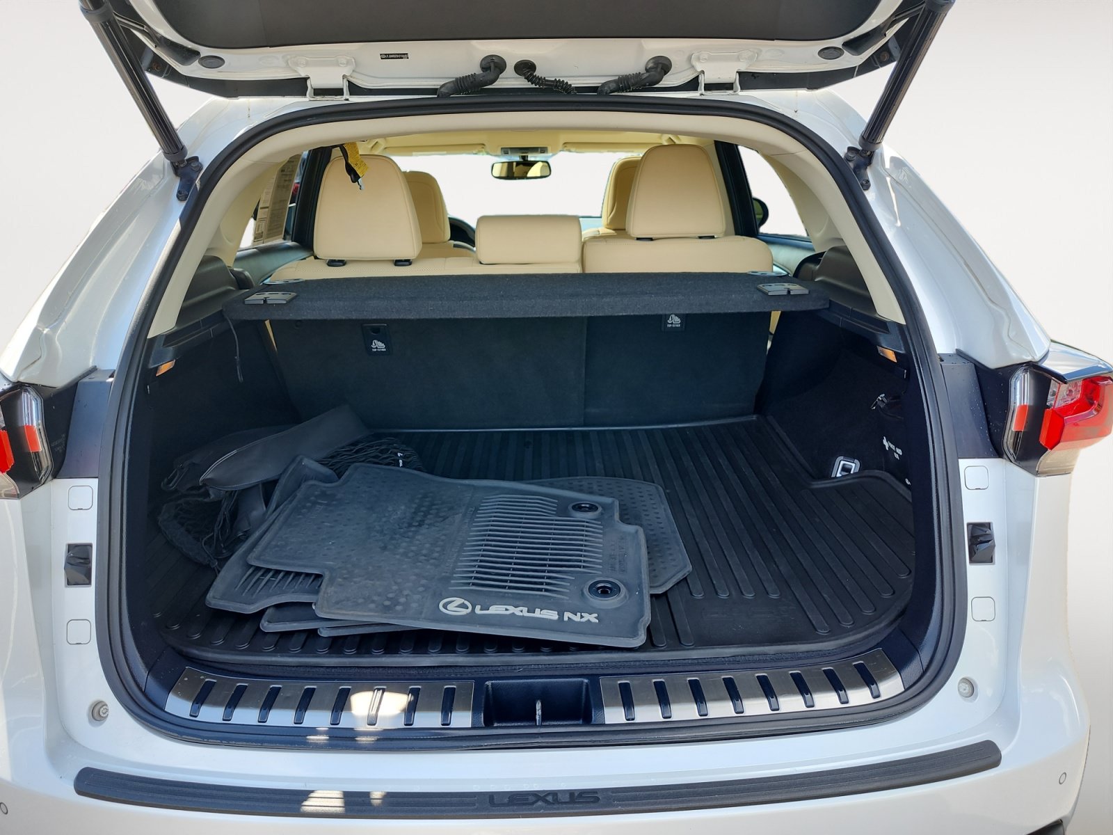 Used 2017 Lexus NX 200t AWD image 15