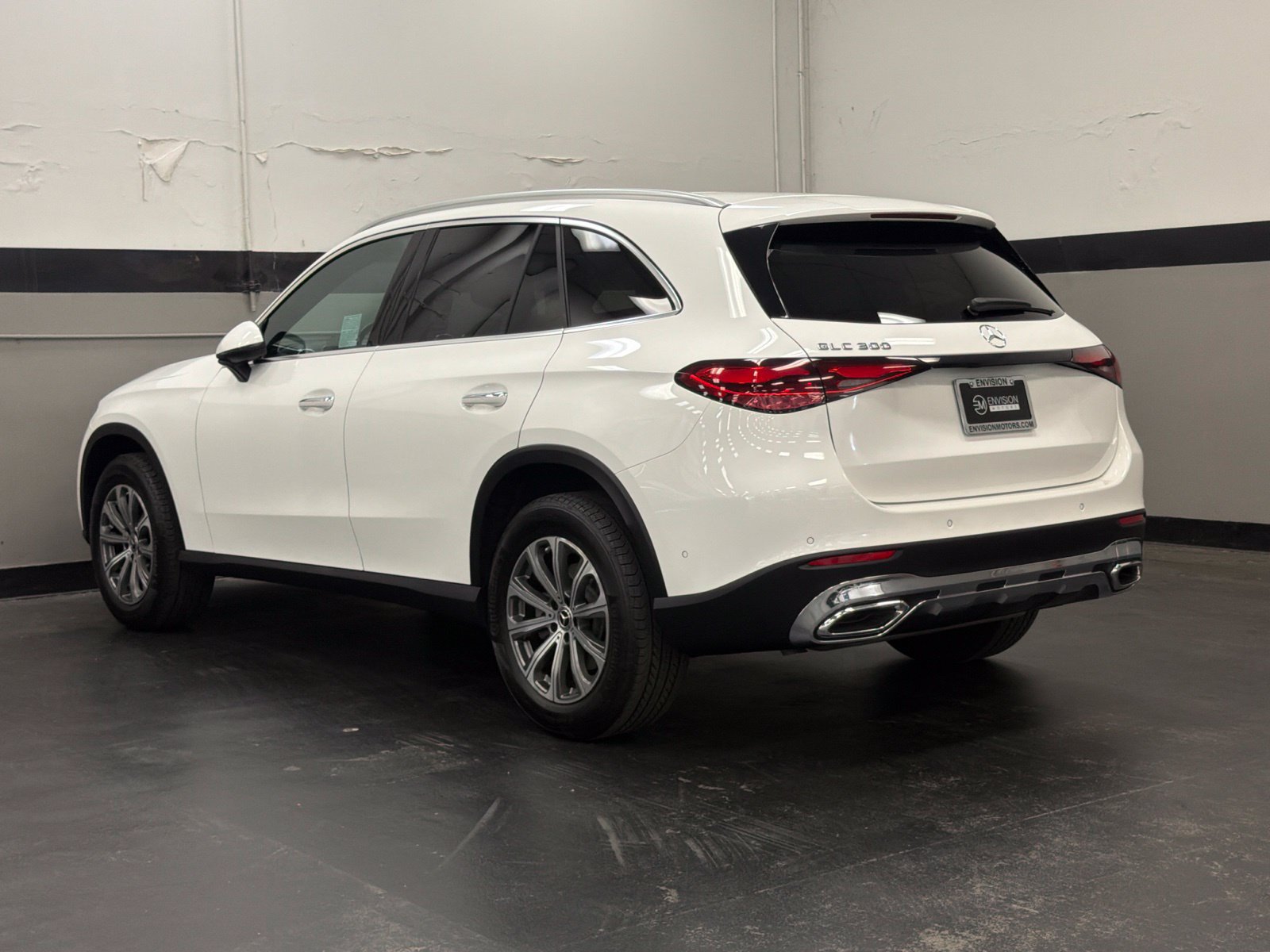 Certified 2026 Mercedes-Benz GLC 300 image 9