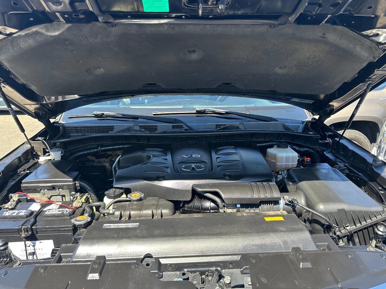 Used 2014 INFINITI QX80 4WD w/ Theater Package image 20