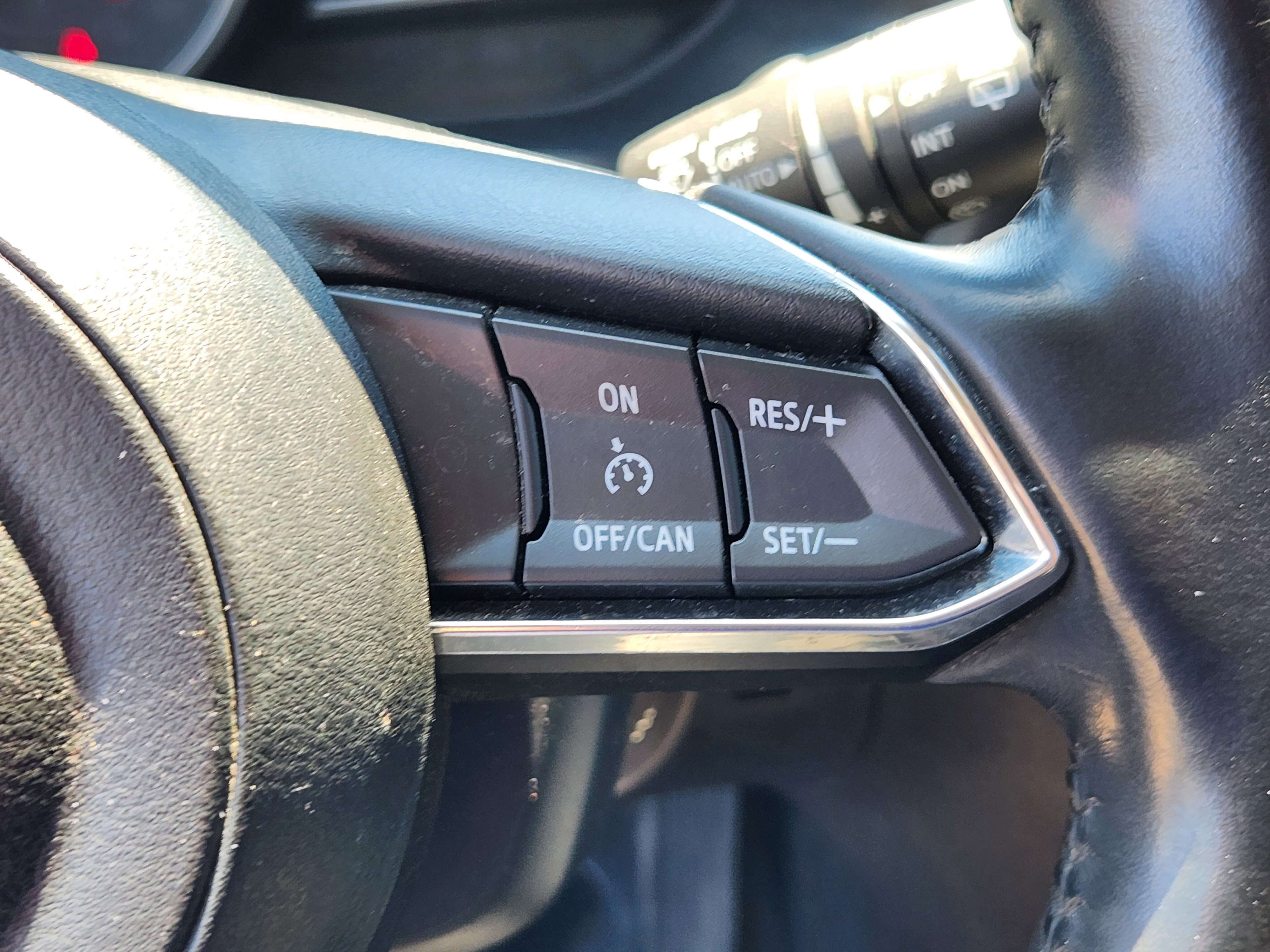Used 2017 MAZDA MAZDA3 Touring FWD image 23