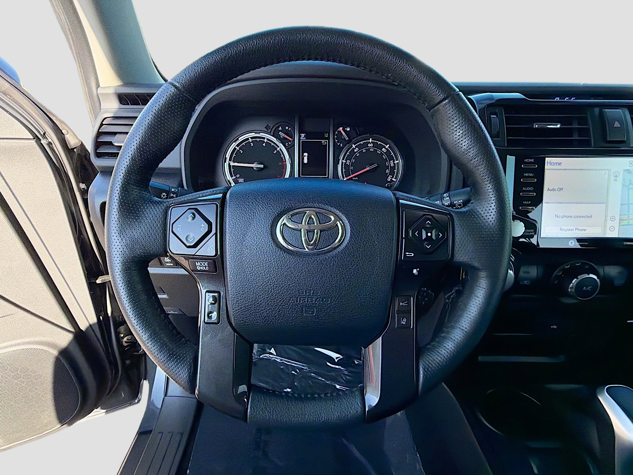 Used 2024 Toyota 4Runner TRD Off-Road Premium w/ Moonroof Package AWD/4WD image 37