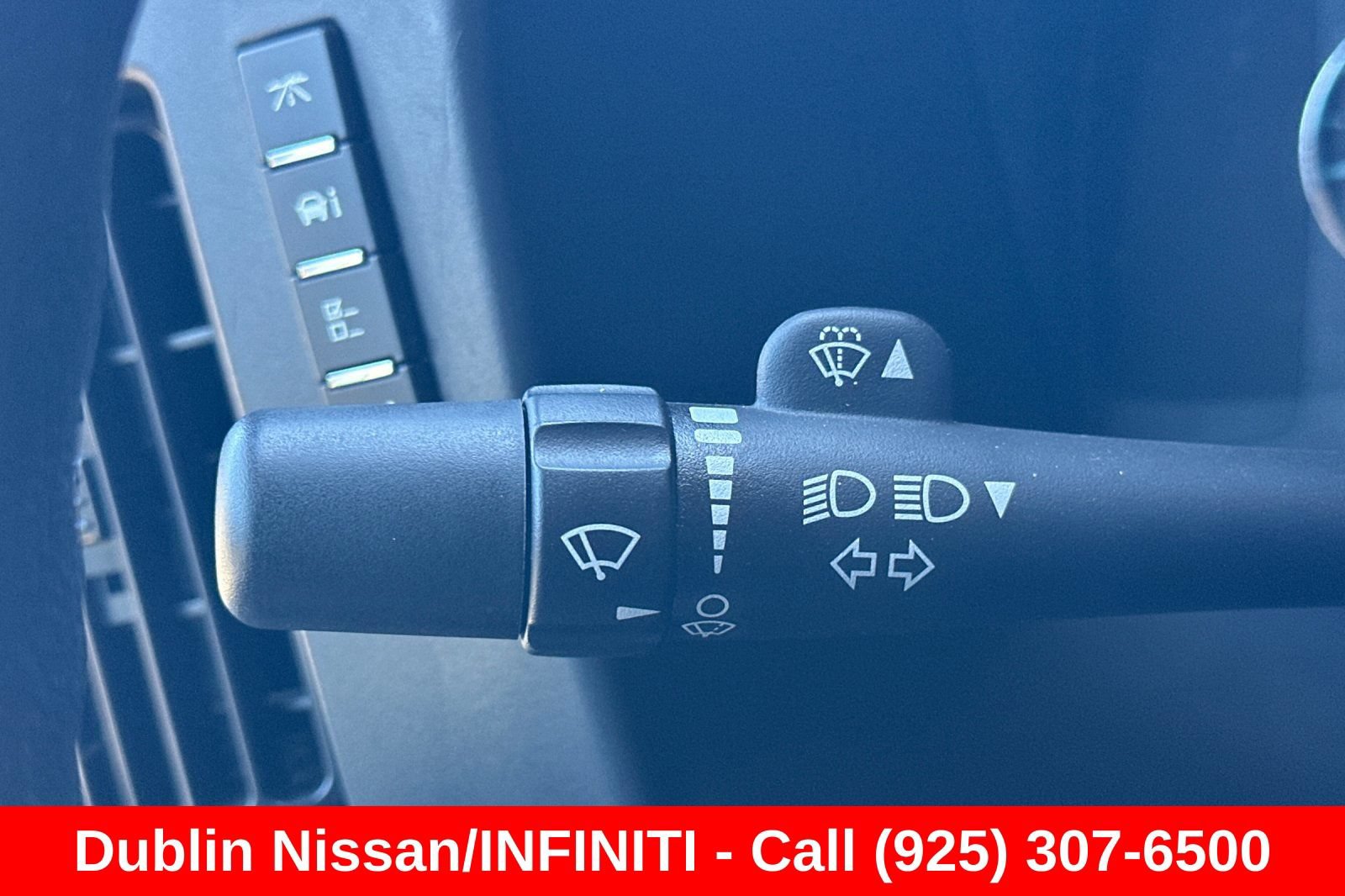 Used 2025 Chevrolet Express 2500 w/ Driver Convenience Package RWD image 33