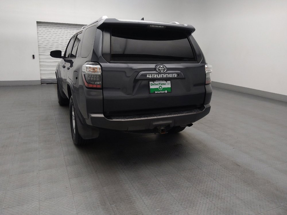 Used 2017 Toyota 4Runner SR5 image 6