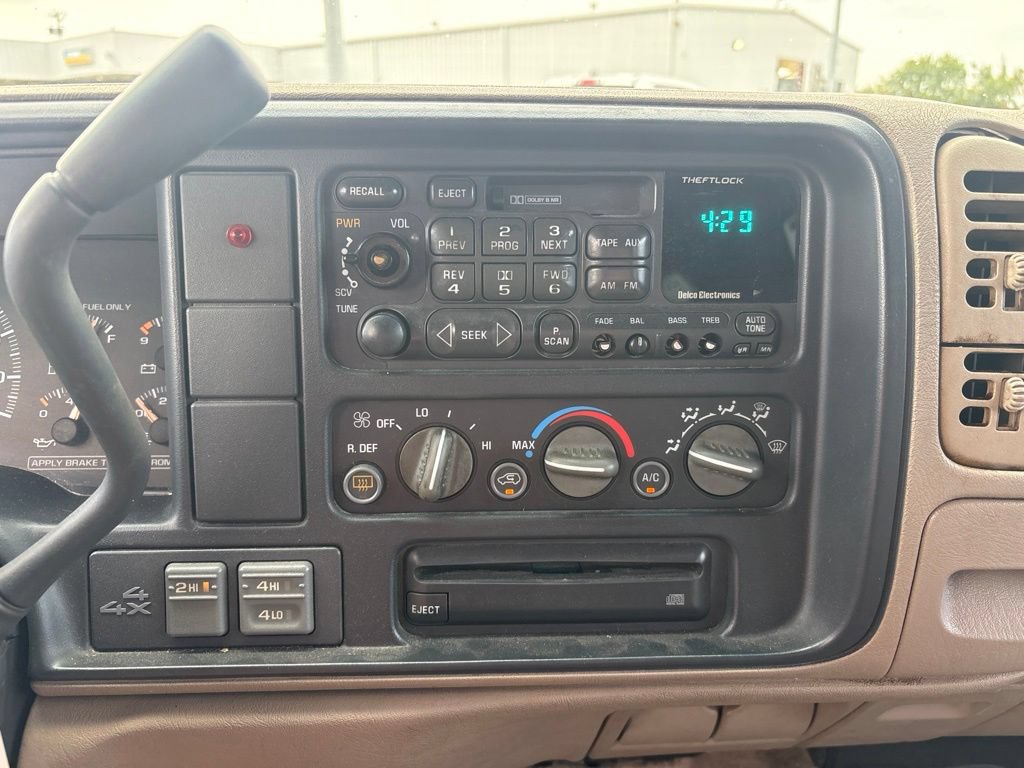 Used 1997 Chevrolet Tahoe 4WD w/ Preferred Equipment Group 3 image 7