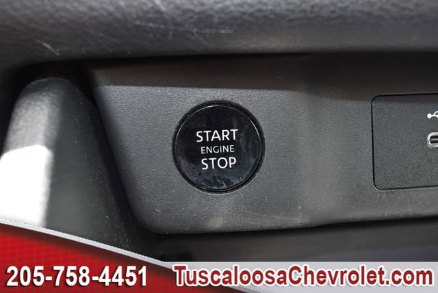 Used 2024 Nissan Rogue S FWD image 35