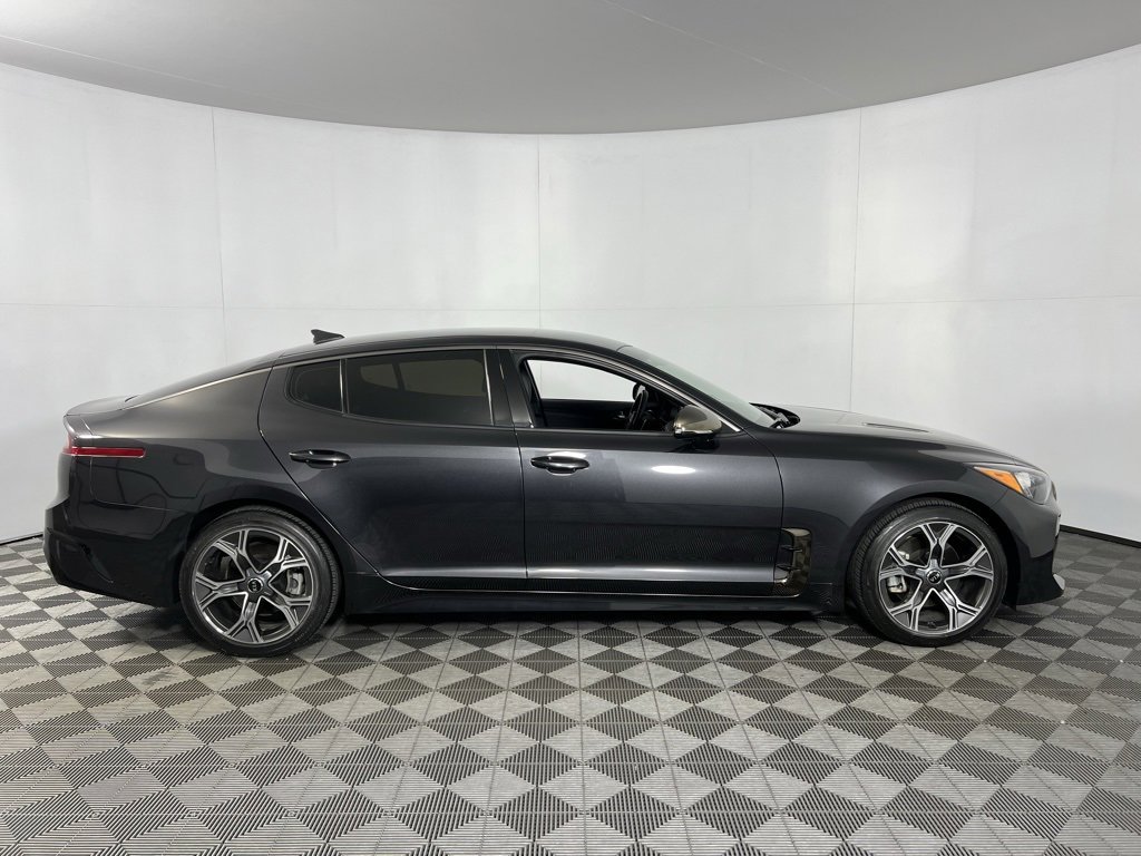 Used 2021 Kia Stinger GT-Line image 3
