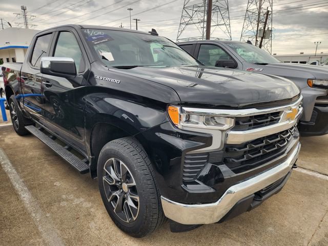 Used 2024 Chevrolet Silverado 1500 LT image 1