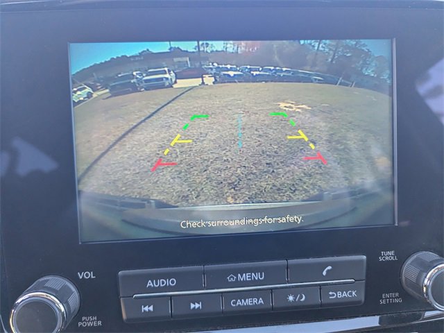 Used 2022 Nissan Frontier SV w/ Technology Package image 16