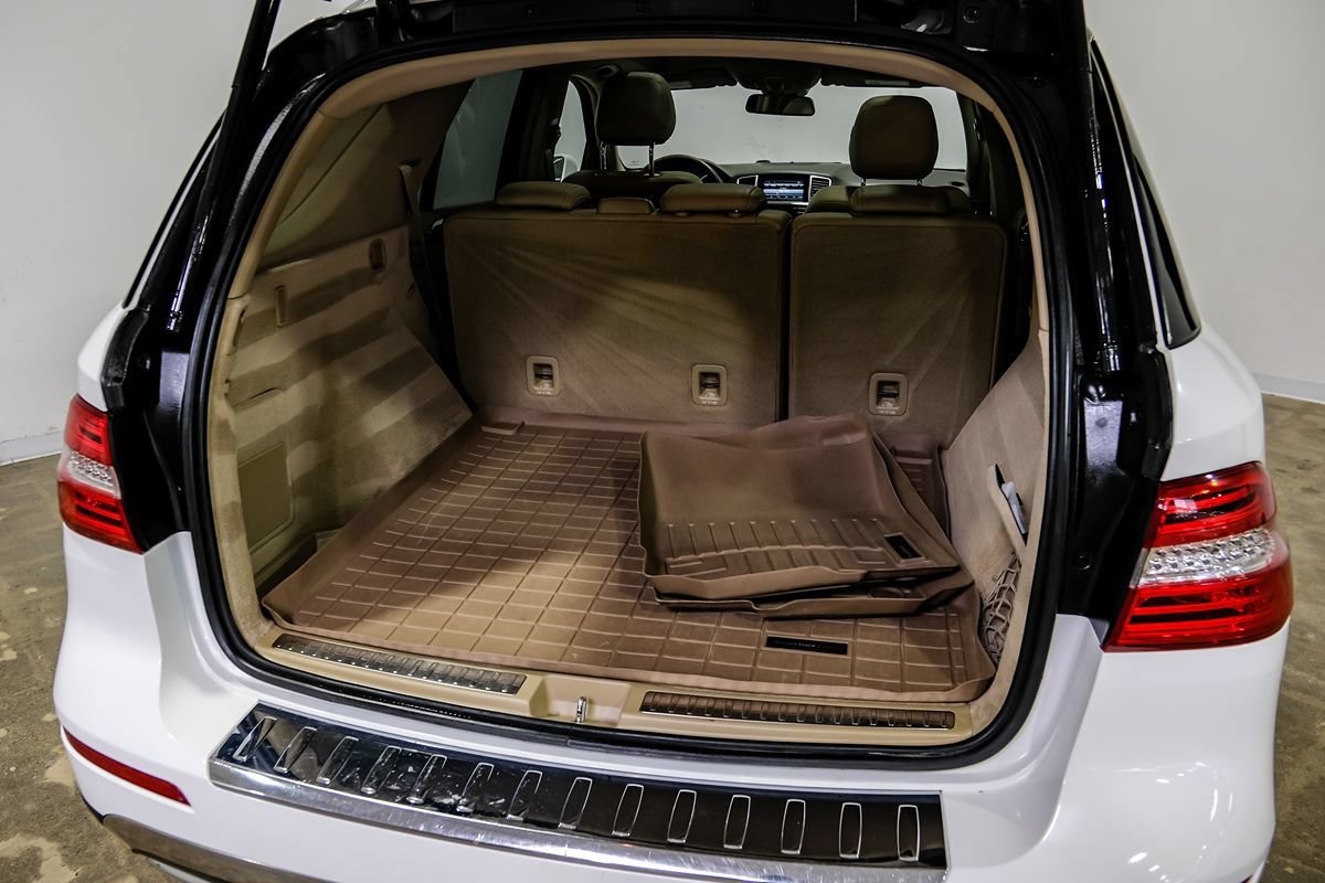Used 2015 Mercedes-Benz ML 350 4MATIC w/ Premium 1 Package image 59