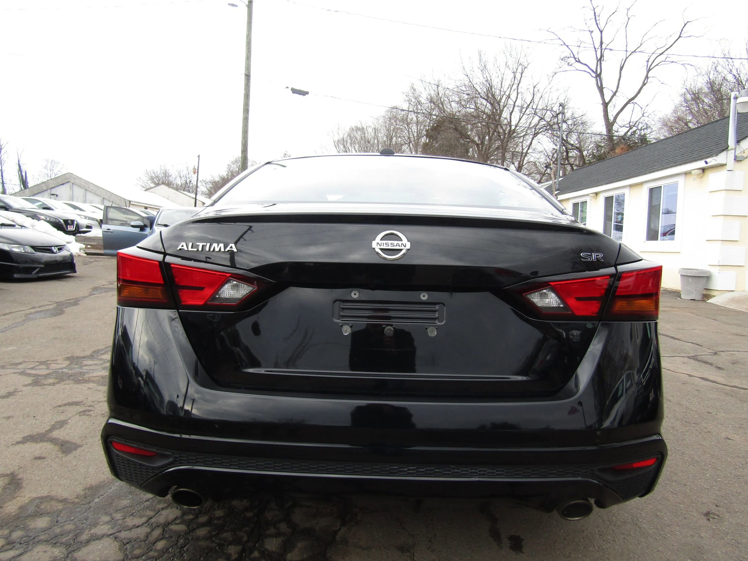 Used 2019 Nissan Altima 2.5 SR w/ SR Premium Package image 6