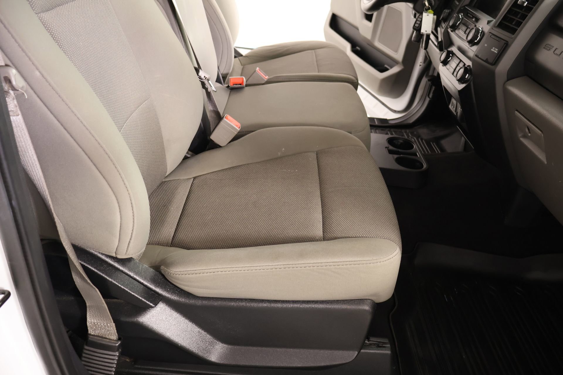 Used 2019 Ford F250 XL w/ STX Appearance Package AWD/4WD image 12