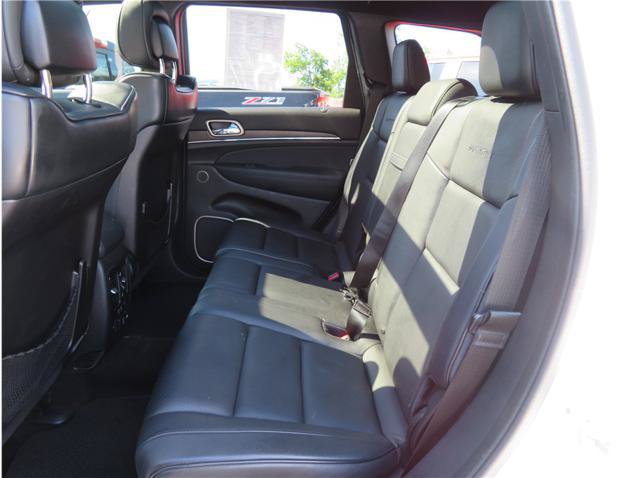 Used 2015 Jeep Grand Cherokee Summit AWD/4WD image 5