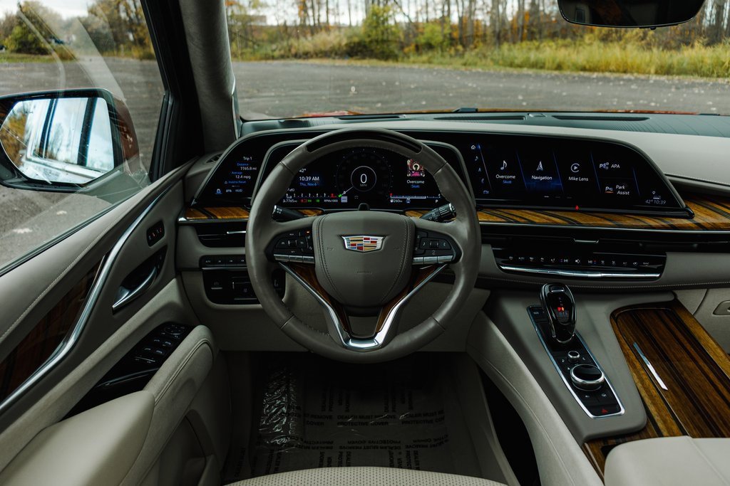 Used 2023 Cadillac Escalade ESV Premium Luxury Platinum w/ LPO, Radiant Package image 13