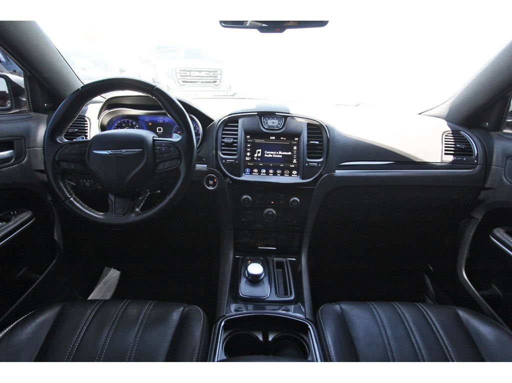 Used 2021 Chrysler 300 S RWD image 9