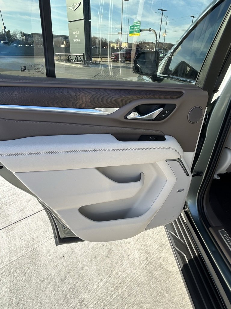 Used 2023 GMC Yukon Denali w/ Max Trailering Package image 13