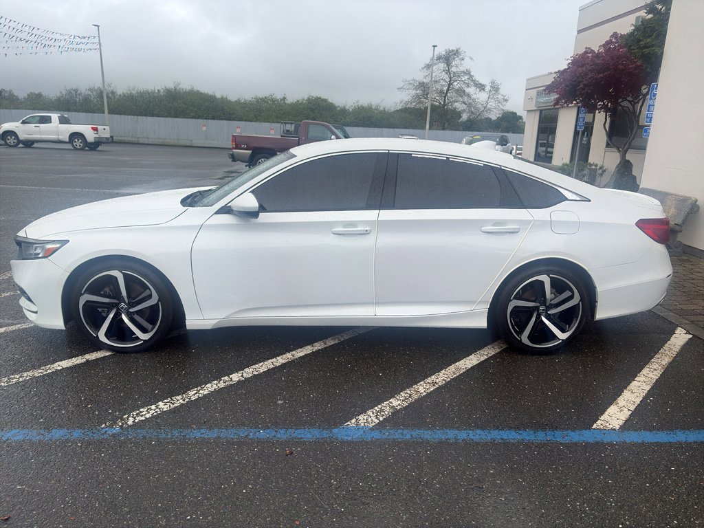 Used 2020 Honda Accord Sport image 3