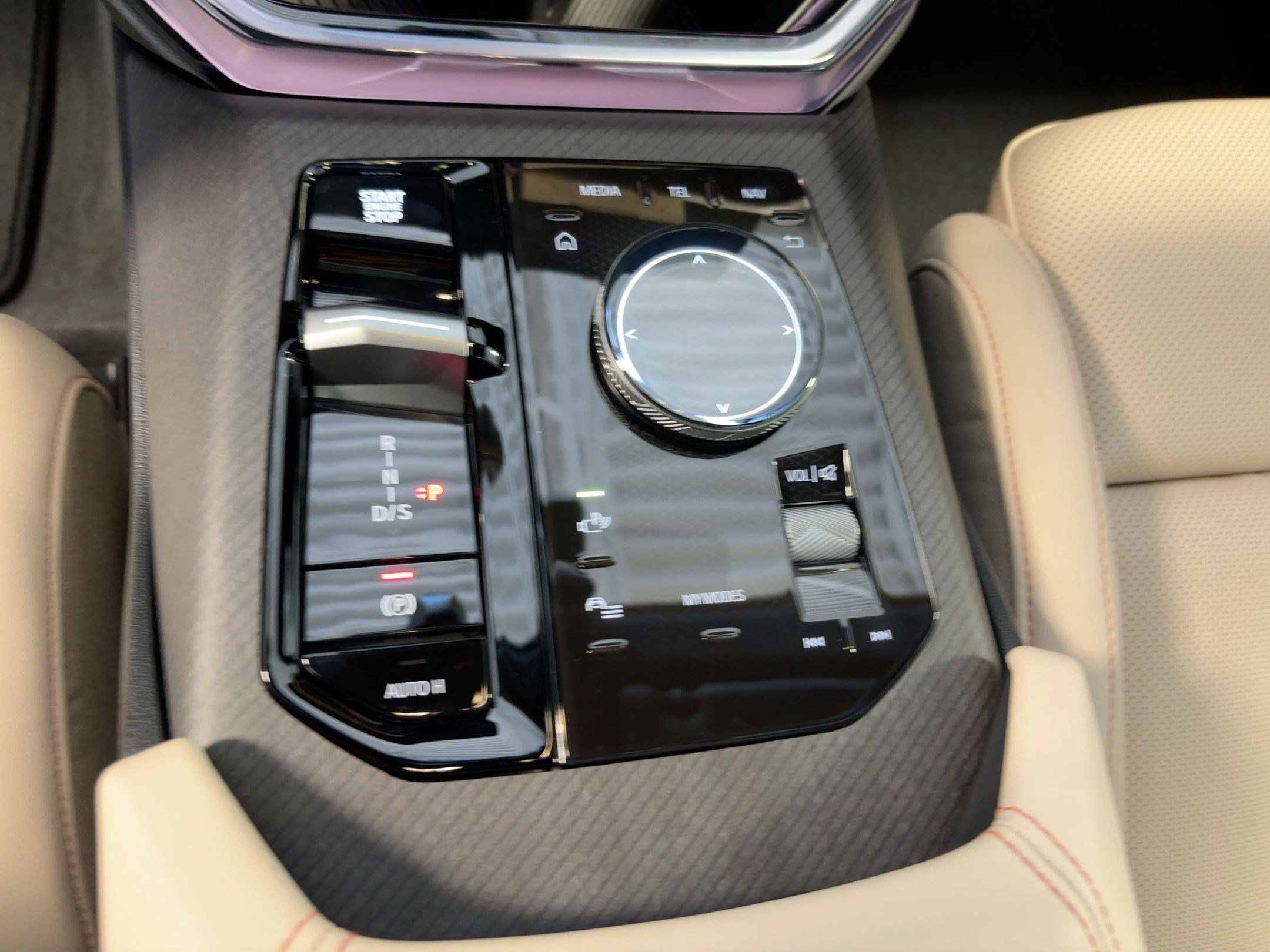 Used 2026 BMW X3 xDrive30 w/ Convenience Package image 18