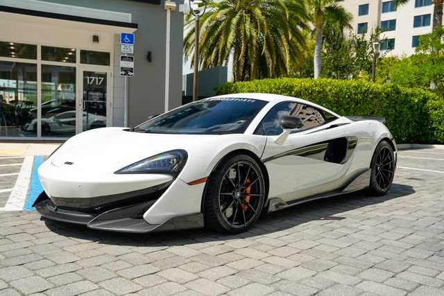 Used 2019 McLaren 600LT RWD image 8